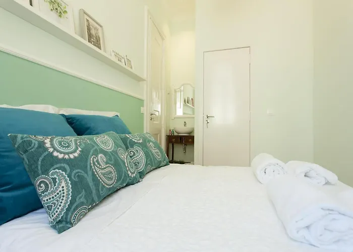 2 Bedroom Located Heart Of Διαμέρισμα