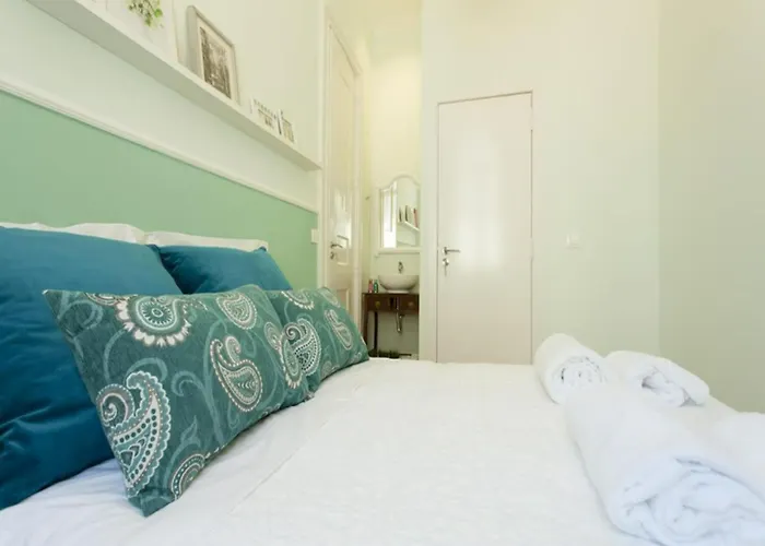 2 Bedroom Located Heart Of Διαμέρισμα *