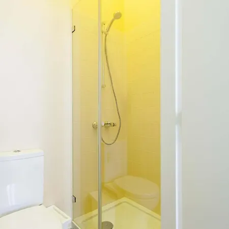 Apartamento 2 Bedroom Located Heart Of