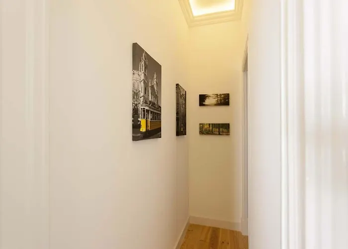 2 Bedroom Located Heart Of Apartmán Lisboa