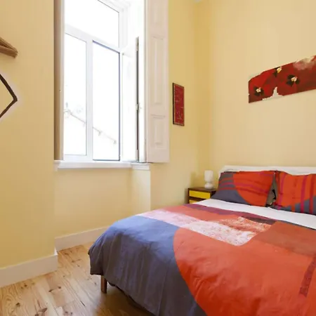 2 Bedroom Located Heart Of Lägenhet